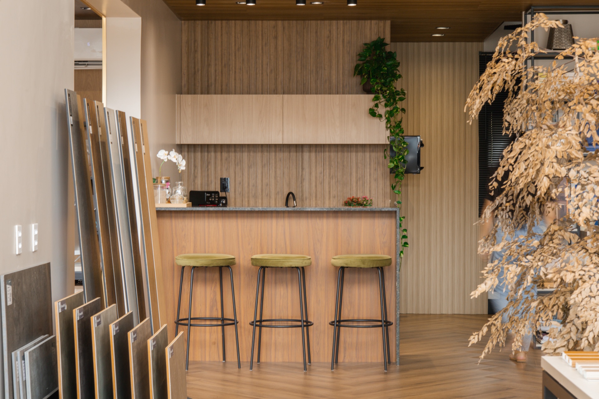 Interior do showroom Vinile